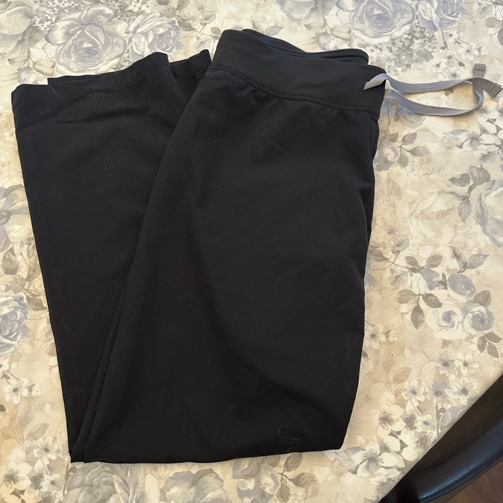 Figs petite pants